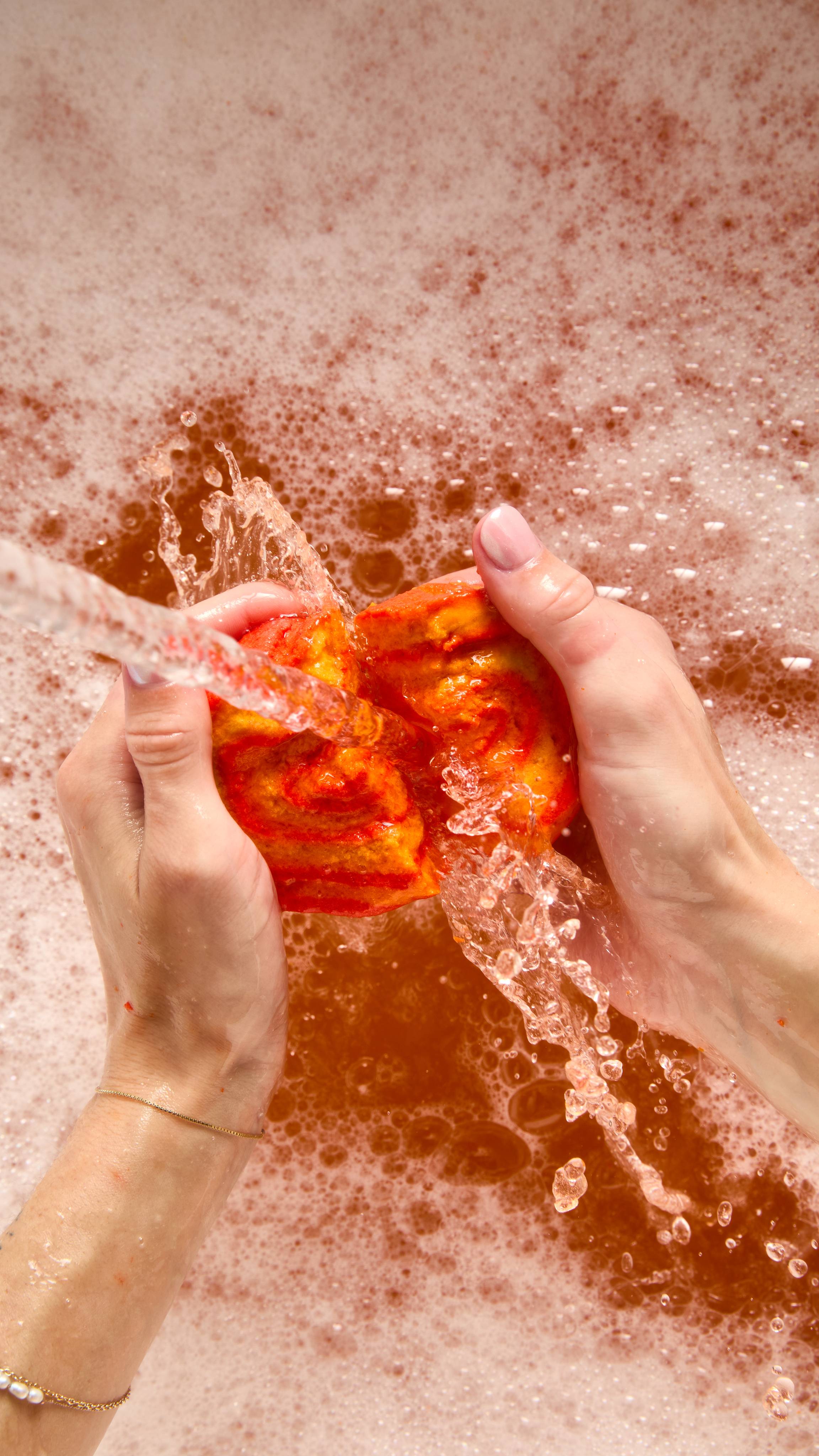 Lush Brightside — Bar - Image 4