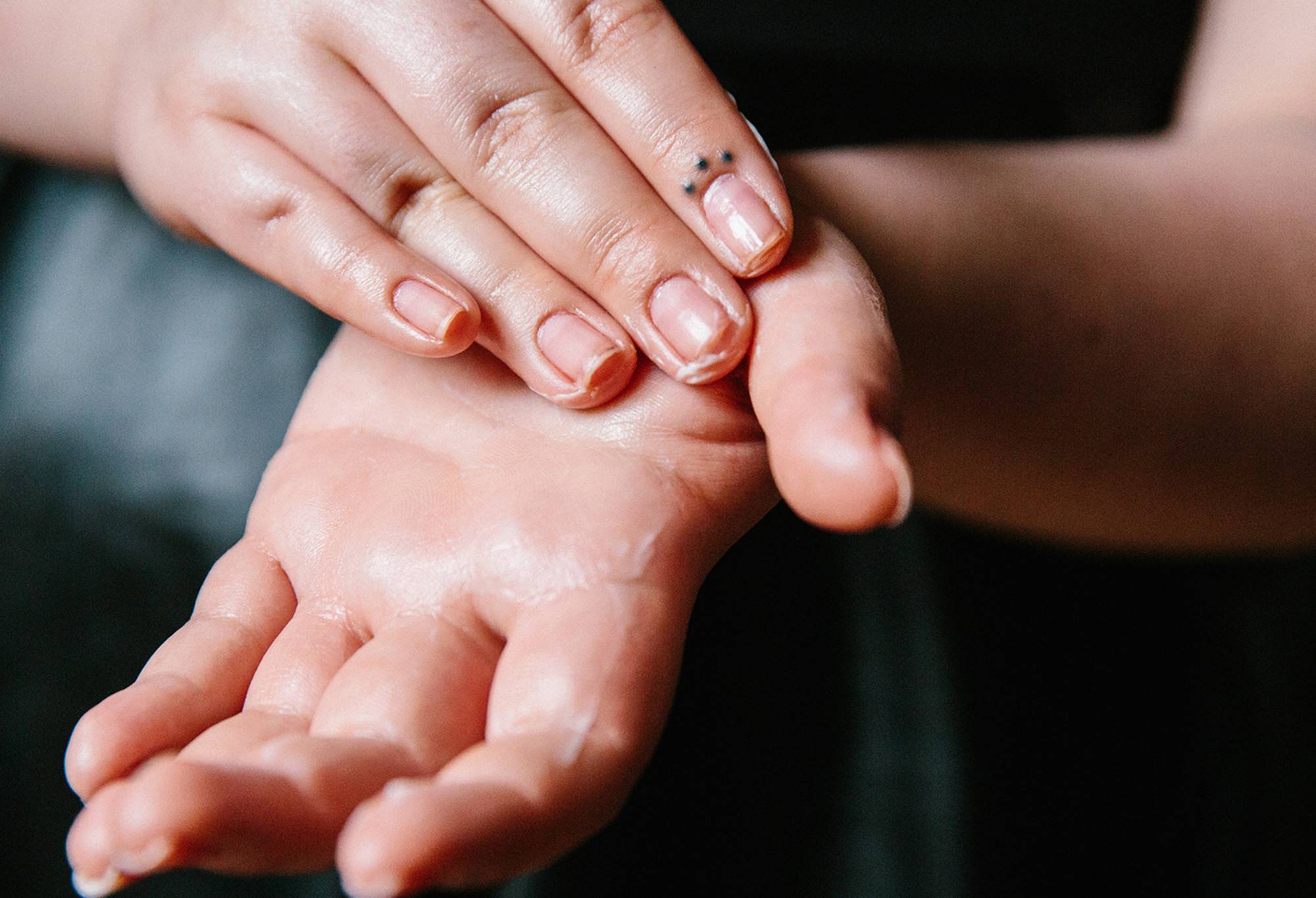 Lush Helping Hands — Cream - Image 2