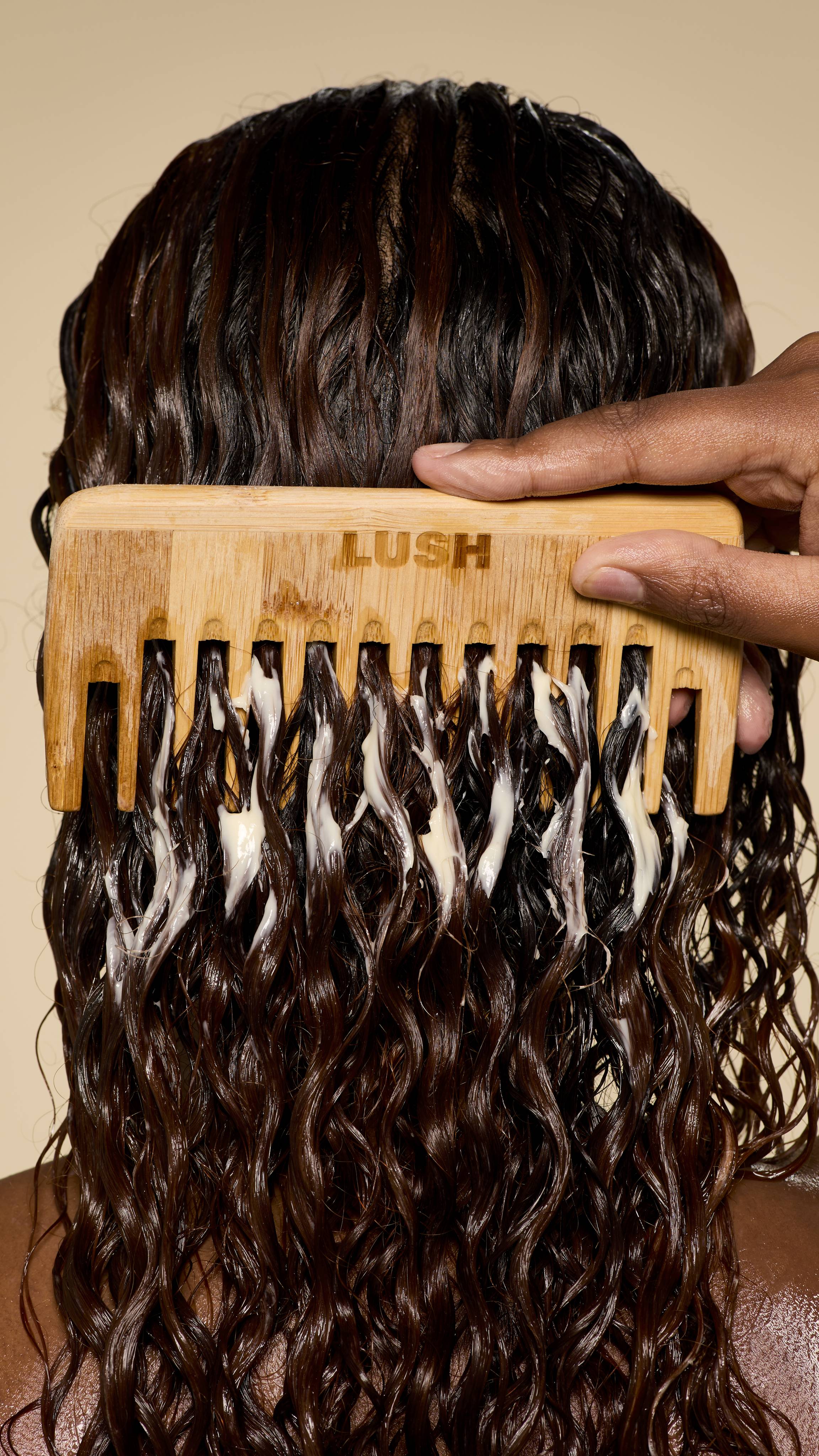Lush Super Milk — Conditioner - Image 4