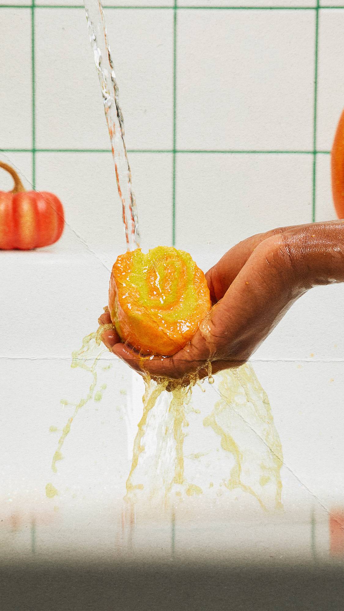 Lush Swirly Pumpkin — Bar - Image 5