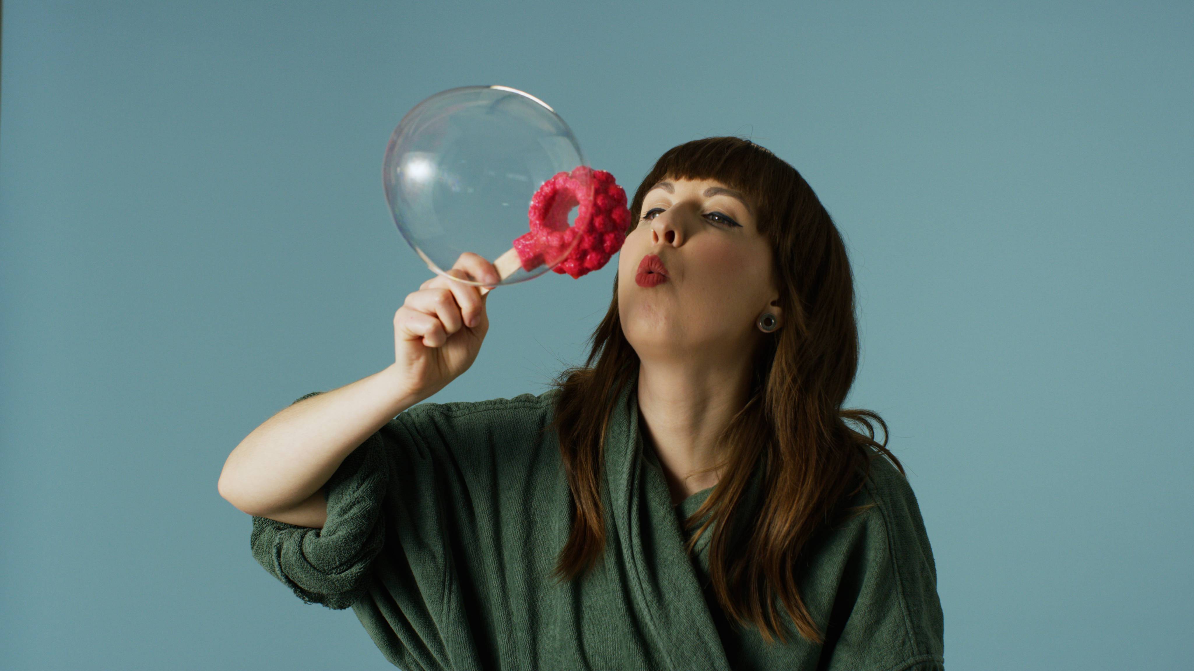 Lush Raspberry Blower — Bar - Image 3