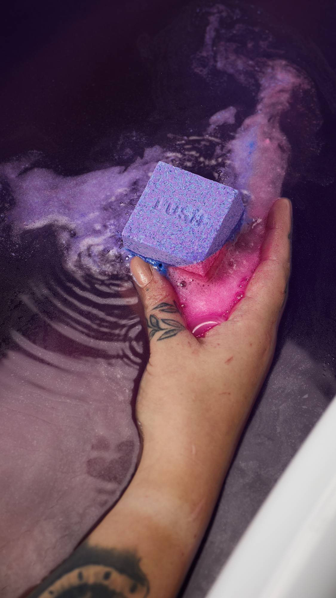 Lush And Breathe — Bath Bomb - Image 3