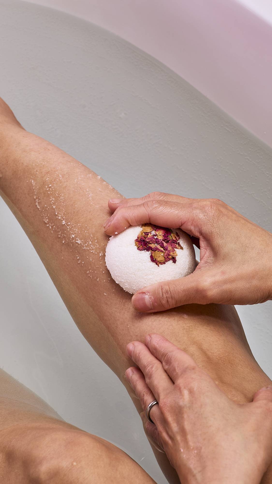 Lush Comforter Rose — Scrub - Image 3