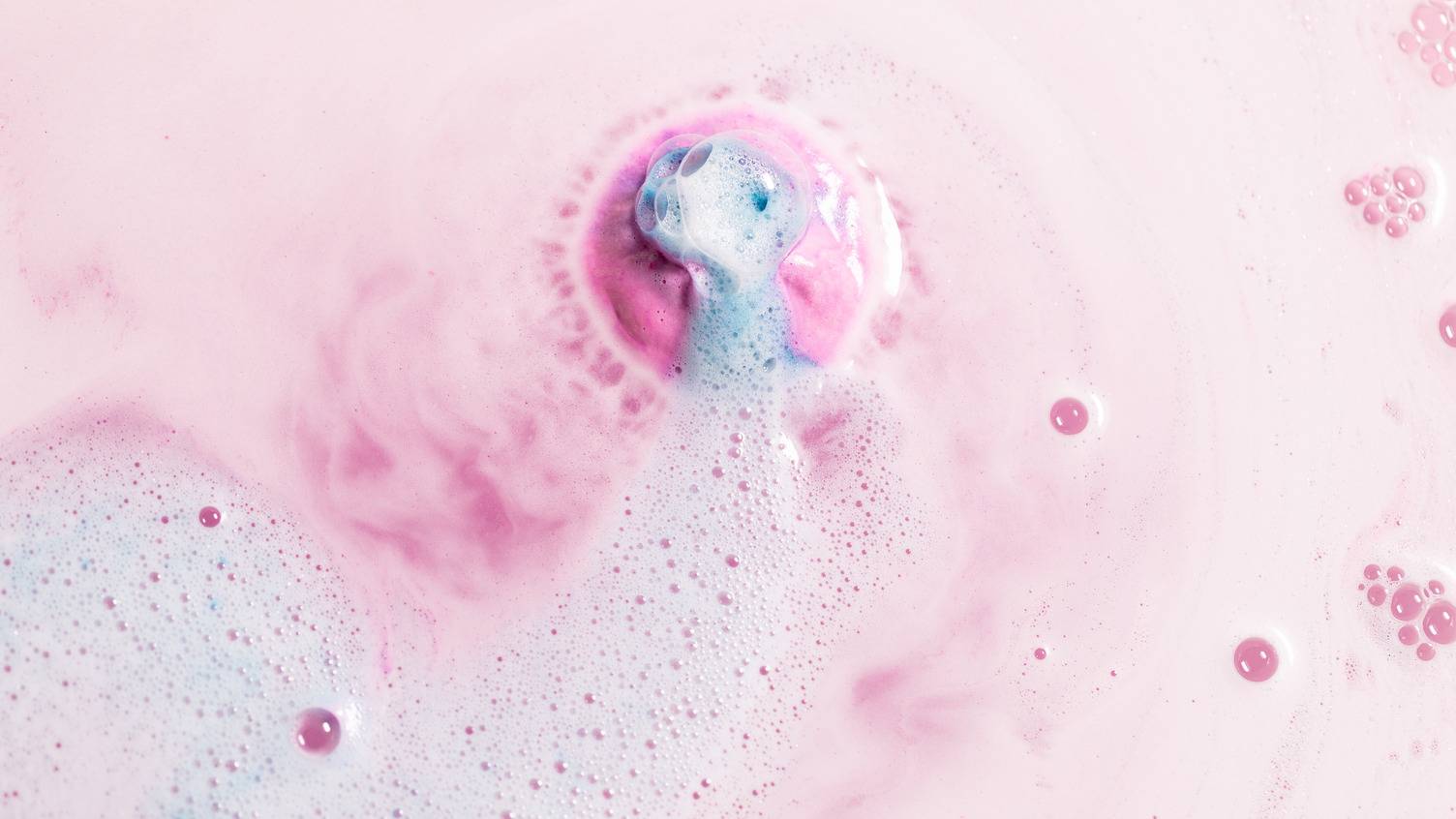 Lush Deep Sleep — Bath Bomb - Image 4