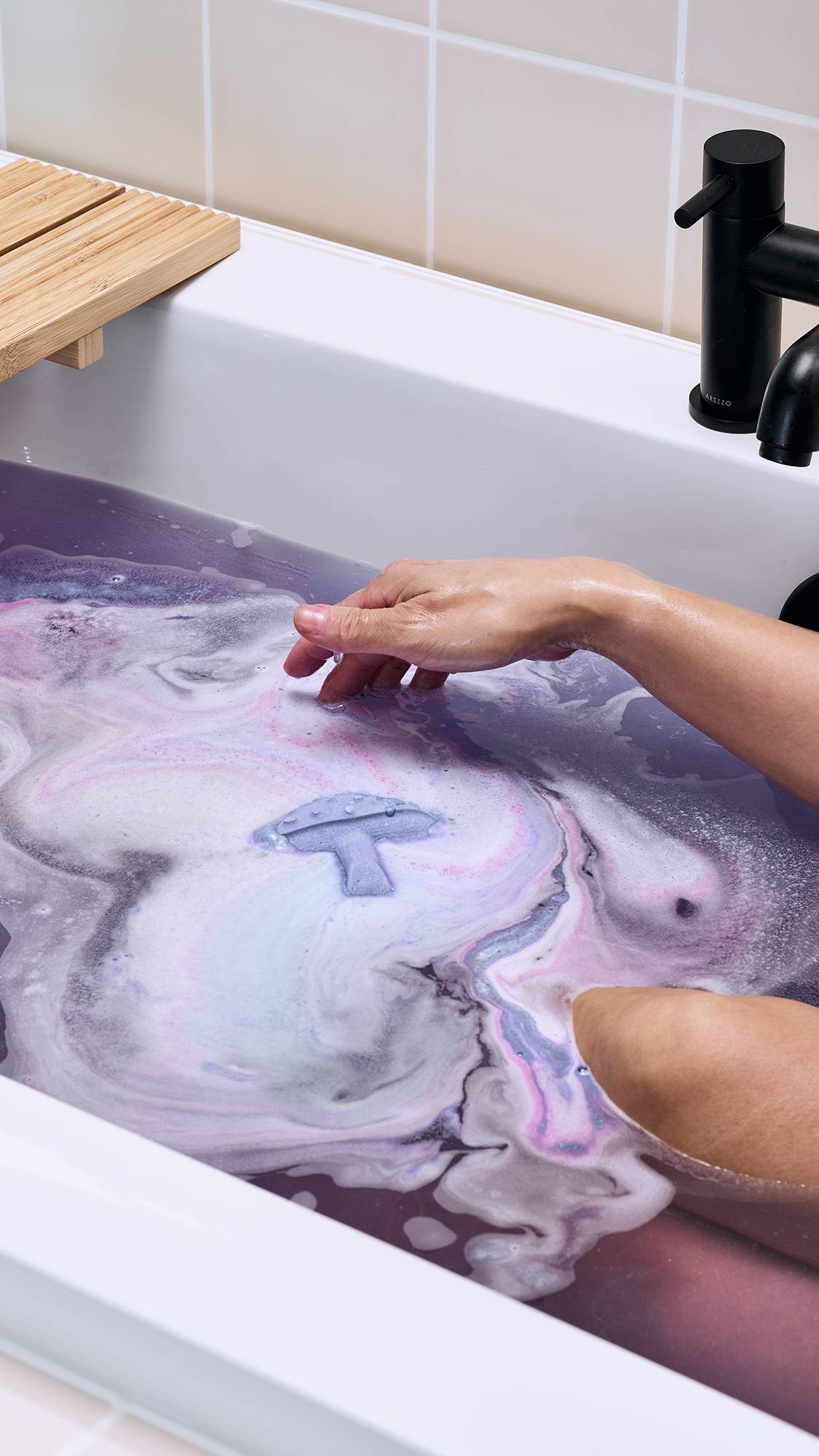 Lush Magik Mushroom — Bomb - Image 3