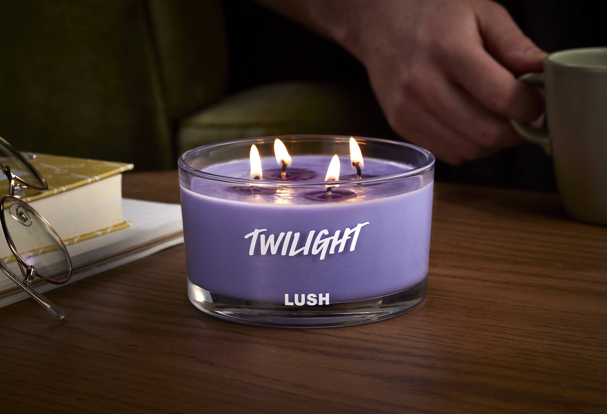Lush Twilight 4 Wick Candle - Image 2