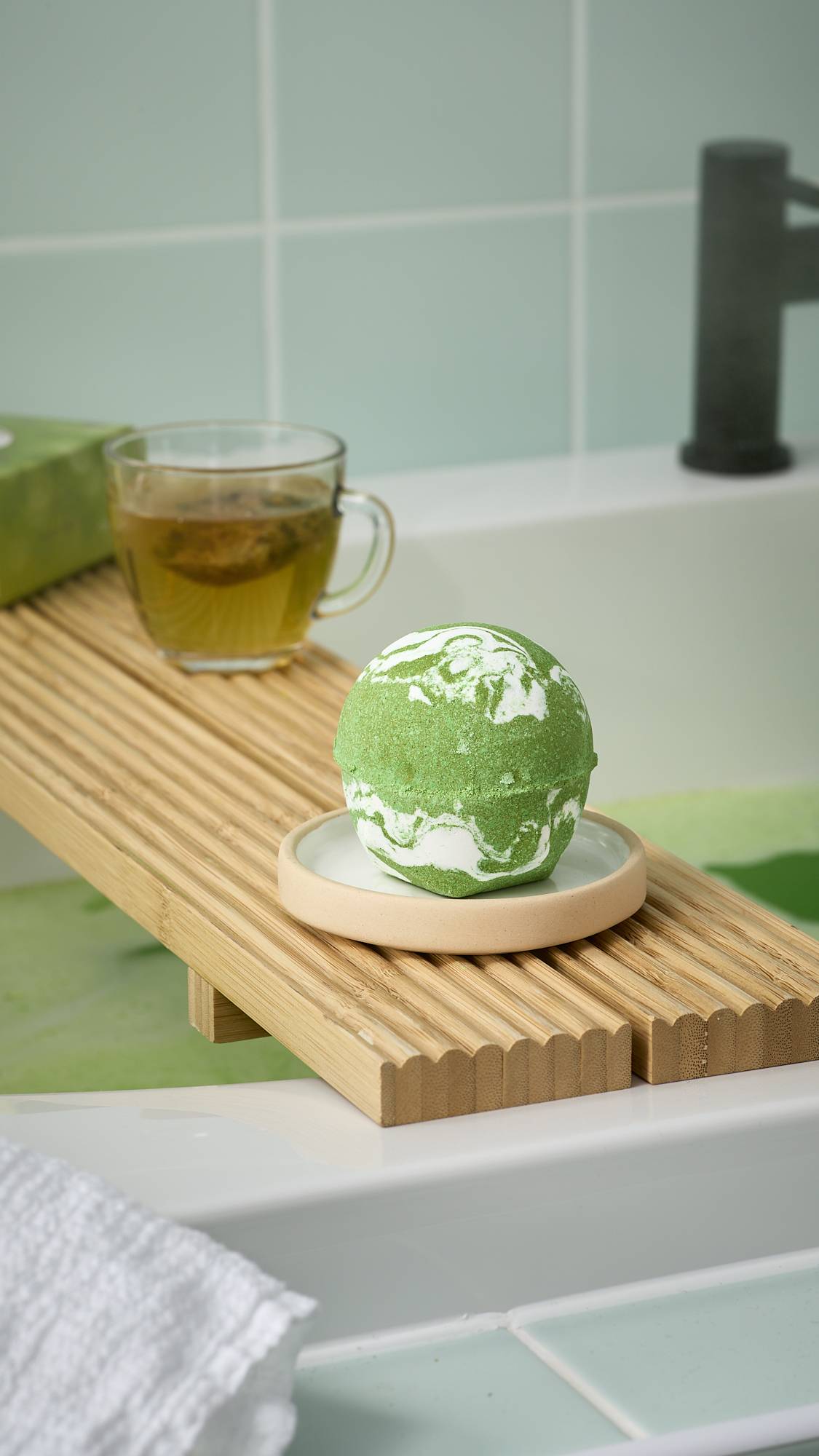 Lush Rest Up — Bomb - Image 2